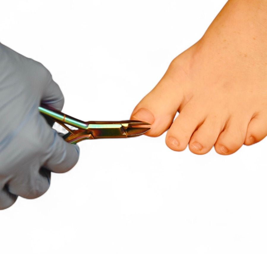 Titanium Coated Nippers - 13cm